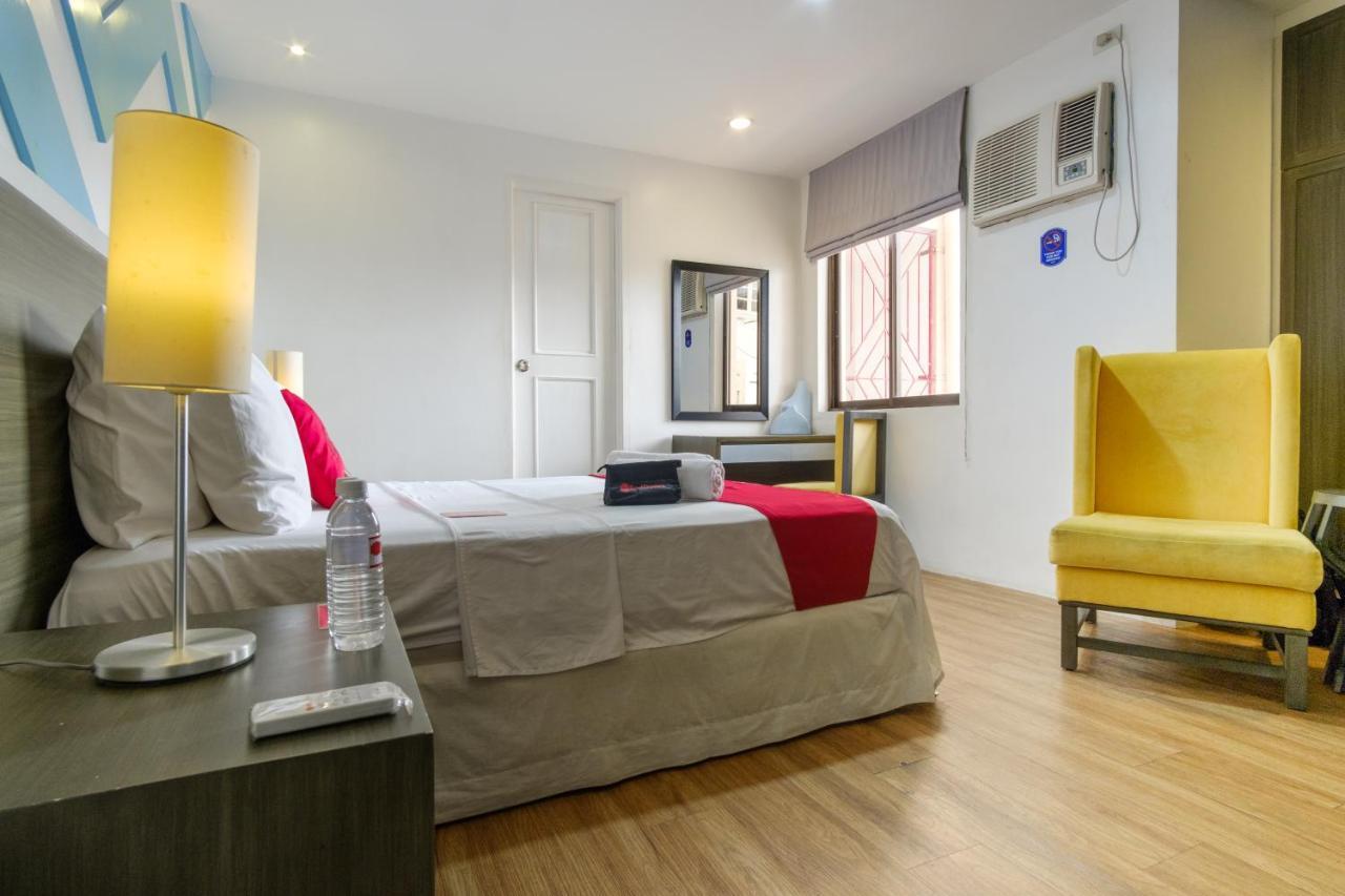 Reddoorz Plus @ Casino Street Makati Макати Экстерьер фото